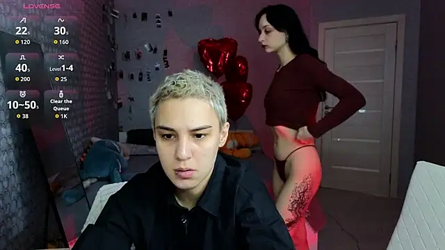 LuxuryLoverss online show from March 2026 11:03:01 AM