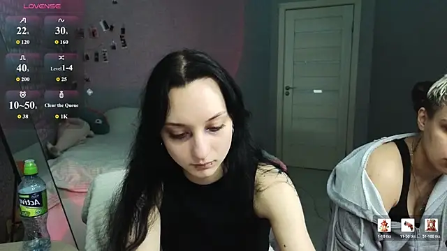 Snapshot of LuxuryLoverss chatting on April 2026 12:29:02 PM LuxuryLoverss online show from April 2026 12:29:02 PM