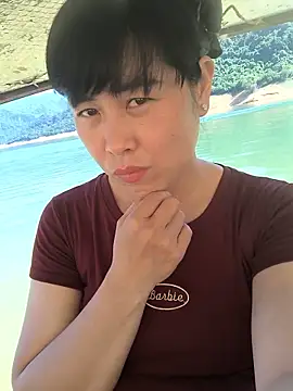 juicy-milu online show from May 2026 02:18:02 AM