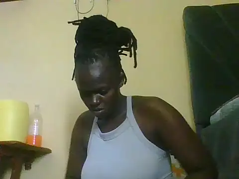 Lynne10 online show from June 2026 06:57:02 PM