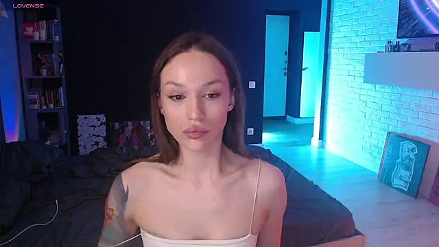 Snapshot of Jade_Amore chatting on May 2026 04:23:02 PM Jade Amore online show from May 2026 04:23:02 PM