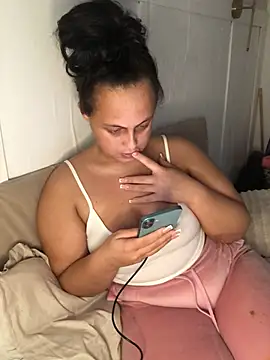 mayawesttt online show from March 2026 05:05:01 PM