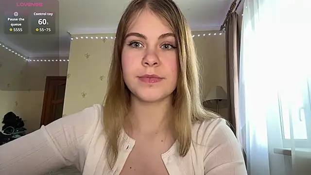 Amy Maev online show from April 2026 12:29:02 PM
