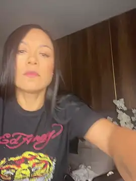 Snapshot of Tiffanyy_Lam chatting on February 2026 10:21:01 PM Tiffanyy Lam online show from February 2026 10:21:01 PM