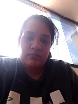 Majonoc online show from April 2026 12:36:01 PM