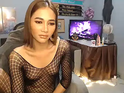 Snapshot of Demonsfuck chatting on May 2026 11:24:02 PM Demonsfuck online show from May 2026 11:24:02 PM