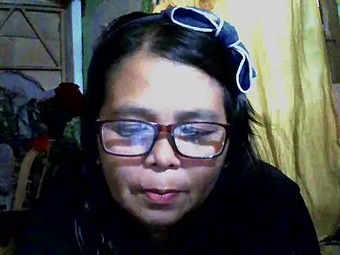 Snapshot of Flowerblossom123 chatting on March 2026 02:15:01 AM Flowerblossom123 online show from March 2026 02:15:01 AM