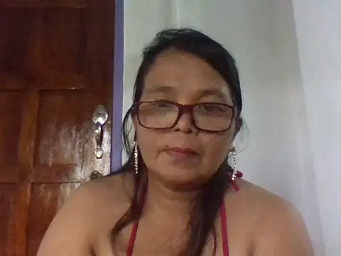 Snapshot of Flowerblossom123 chatting on May 2026 08:31:01 AM Flowerblossom123 online show from May 2026 08:31:01 AM