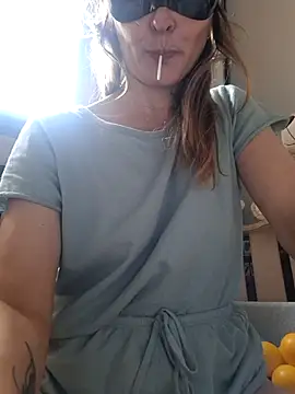 Snapshot of milffa chatting on June 2026 08:49:02 AM milffa online show from June 2026 08:49:02 AM