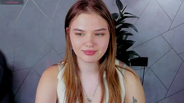 Snapshot of Saraa_Broown chatting on March 2026 07:26:02 AM Saraa Broown online show from March 2026 07:26:02 AM