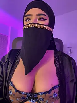 Yasmin cute online show from July 2026 06:22:01 PM