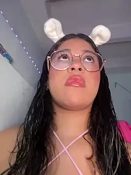 Snapshot of _RouseXLove chatting on February 2026 06:51:02 PM RouseXLove online show from February 2026 06:51:02 PM