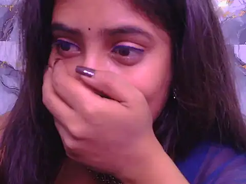 Snapshot of Aayesha-queen chatting on April 2026 12:29:02 PM Aayesha-queen online show from April 2026 12:29:02 PM