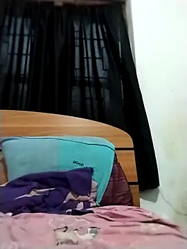 madhu2002sl online show from February 2026 12:37:02 PM