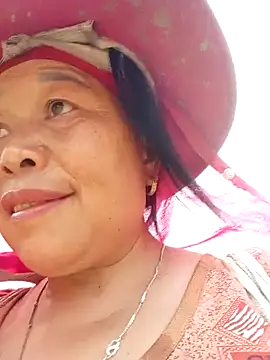 heesuu11 online show from April 2026 07:26:02 AM