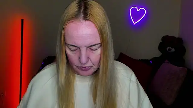 Snapshot of Bella_soulmate chatting on April 2026 05:23:01 AM Bella soulmate online show from April 2026 05:23:01 AM