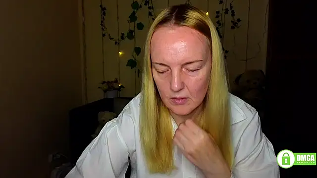 Snapshot of Bella_soulmate chatting on May 2026 05:45:02 AM Bella soulmate online show from May 2026 05:45:02 AM