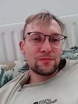 Snapshot of GaryJohnson79 chatting on February 2026 12:59:02 PM GaryJohnson79 online show from February 2026 12:59:02 PM