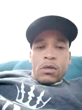 Snapshot of Rodr_go14 chatting on April 2026 10:33:01 AM Rodr go14 online show from April 2026 10:33:01 AM