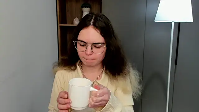 MyrlZangger online show from February 2026 09:29:02 AM