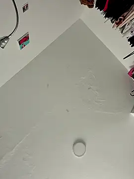 IrisBound online show from April 2026 02:10:01 PM