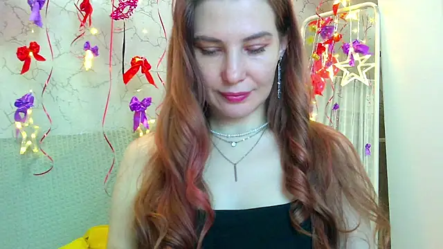 Snapshot of loveslovesflowers chatting on February 2026 04:30:01 PM loveslovesflowers online show from February 2026 04:30:01 PM