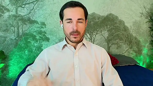 Adams Sanz online show from July 2026 07:02:02 PM