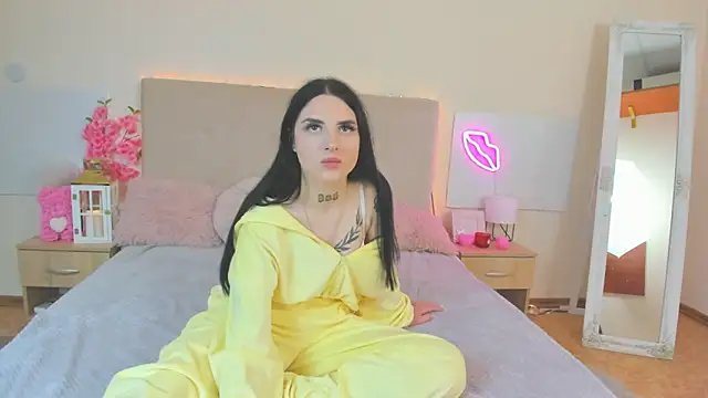 Snapshot of TiffanyHhot chatting on April 2026 01:41:01 PM TiffanyHhot online show from April 2026 01:41:01 PM