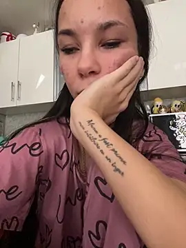 Snapshot of mariaalexandraf chatting on March 2026 10:33:01 AM mariaalexandraf online show from March 2026 10:33:01 AM