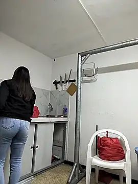 MaskedLatinaX online show from April 2026 04:59:02 PM