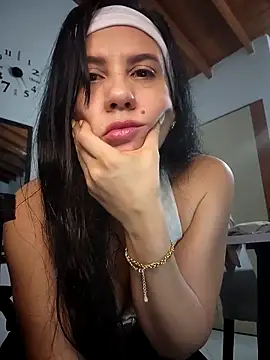 sashaaqueen online show from April 2026 02:22:02 AM