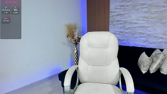 ANGIE-SMITH online show from June 2026 11:12:02 AM