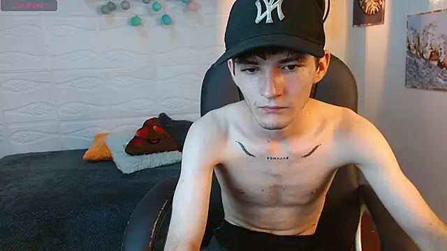 Snapshot of trevor_mob chatting on February 2026 07:46:01 PM trevor mob online show from February 2026 07:46:01 PM