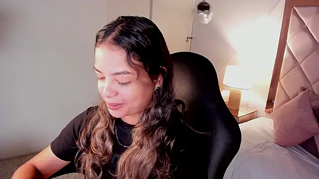 dulce lyraa1 online show from June 2026 04:48:02 AM
