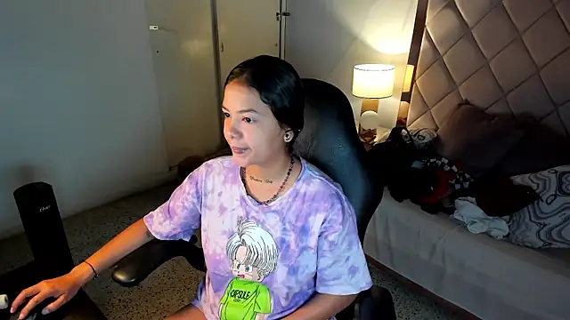 dulce lyraa1 online show from June 2026 05:06:01 AM