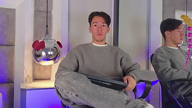 Austin Reedss online show from April 2026 12:47:01 PM