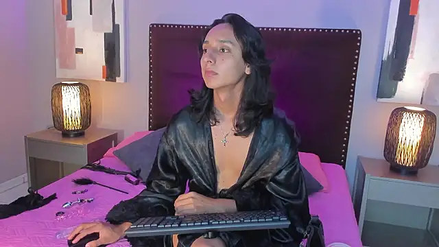 Snapshot of Elisasue chatting on March 2026 04:03:02 AM Elisasue online show from March 2026 04:03:02 AM