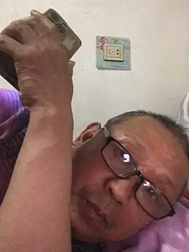 yaocaobi8 online show from April 2026 01:15:02 PM