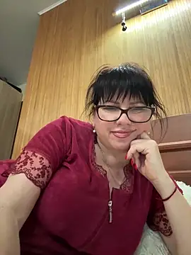 expensive lady online show from April 2026 05:59:01 PM