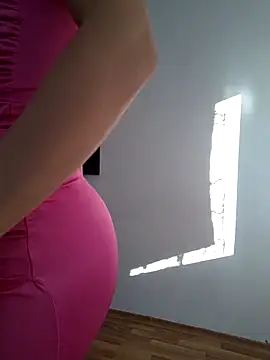 Snapshot of DaisyLuvsYou_ chatting on March 2026 06:17:01 AM DaisyLuvsYou online show from March 2026 06:17:01 AM