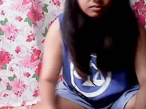 Snapshot of Flowerbebe chatting on March 2026 07:15:01 AM Flowerbebe online show from March 2026 07:15:01 AM