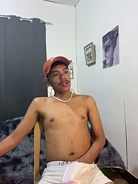 Snapshot of asian_darlingcummersxXx chatting on May 2026 07:47:01 AM asian darlingcummersxXx online show from May 2026 07:47:01 AM