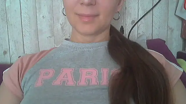 White Glow online show from March 2026 05:12:02 AM