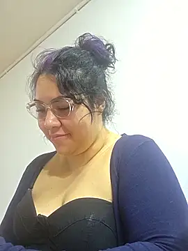lilith velvet  online show from May 2026 02:14:02 PM