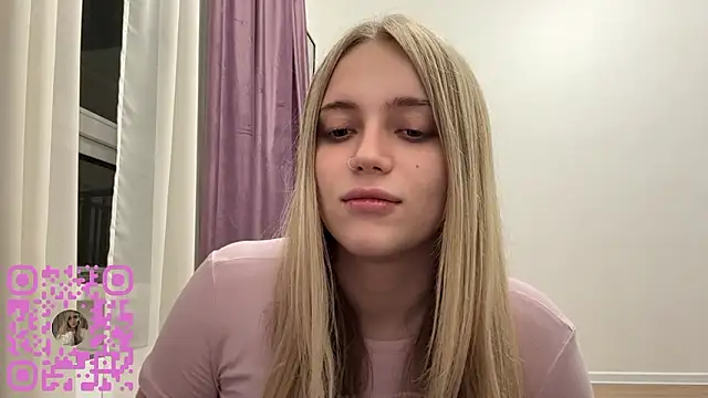 DebiCoppolino online show from February 2026 07:34:02 PM