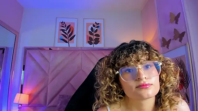 emilyjonesss  online show from March 2026 09:20:02 PM