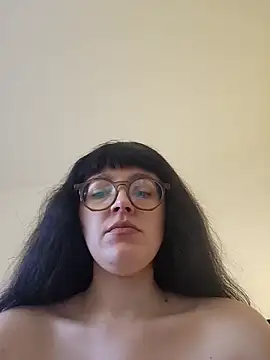 Snapshot of Mommynatrix chatting on May 2026 05:41:02 PM Mommynatrix online show from May 2026 05:41:02 PM