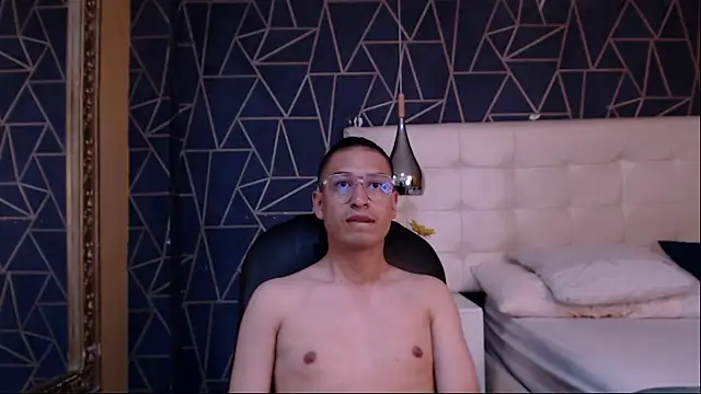 EriickFerrer online show from February 2026 06:02:01 AM