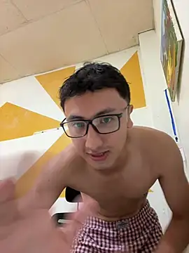 Gonzalogz online show from May 2026 04:28:01 AM
