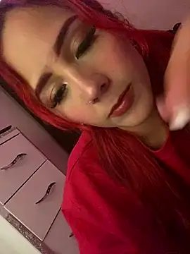 Snapshot of kisscherry8 chatting on May 2026 05:23:01 AM kisscherry8 online show from May 2026 05:23:01 AM
